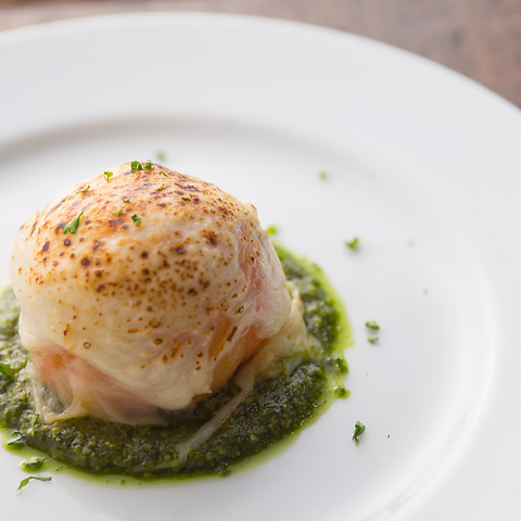 まるごとトマトの焼きカプレーゼ